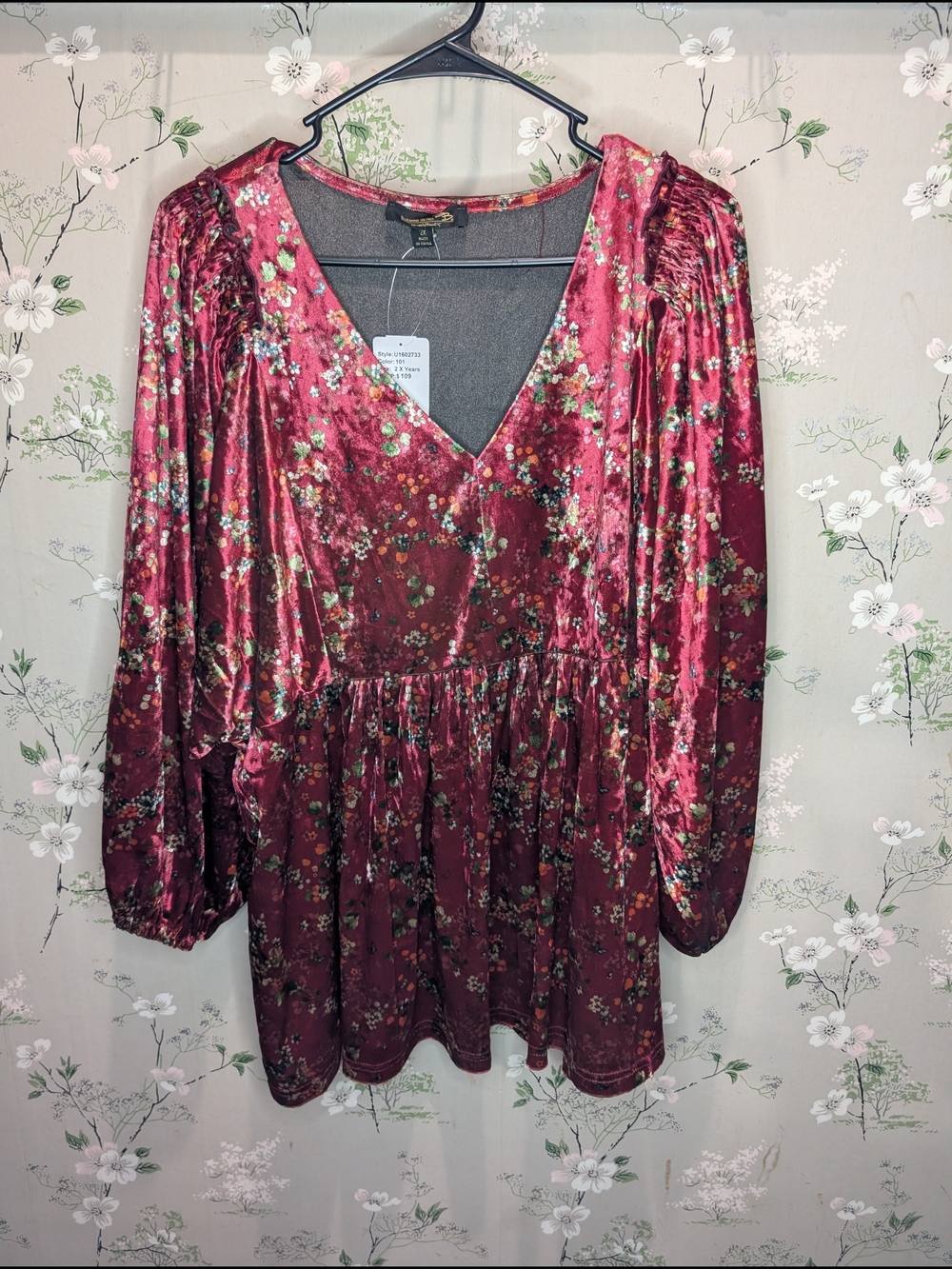 Suzanne Betro Red Floral Crushed Velvet V-Neck Top